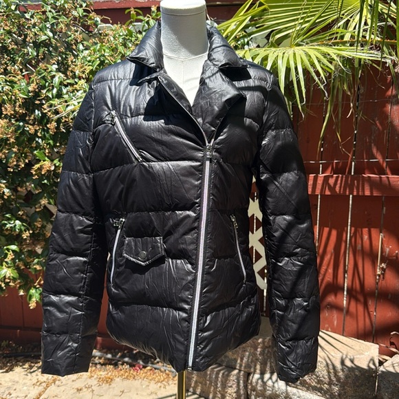Victoria's Secret Jackets & Blazers - victoria’s secret puffer jacket